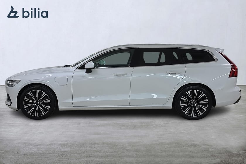 Bild 3 av Volvo V60 Recharge T6 Core Edition / Google / Kamera / Sensorer / VOC