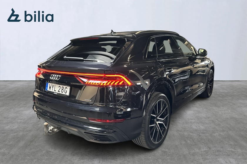 Bild 4 av Audi Q8 55 TFSI quattro S-line Dragkrok Panorama Värmare 360° B&O