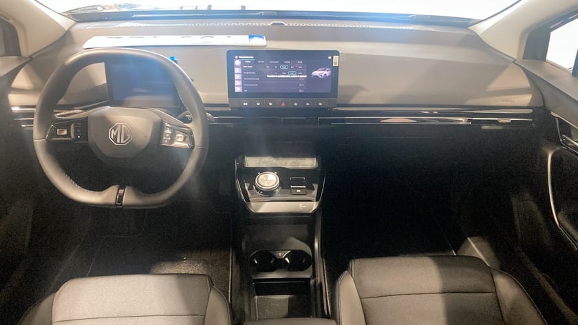 Bild 4 av MG 4 Electric Long Range MG4 LUXURY 64KWH (BLACK)