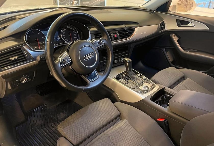 Bild 3 av Audi A6 Avant 2.0 TDI quattro / Värmare / Drag