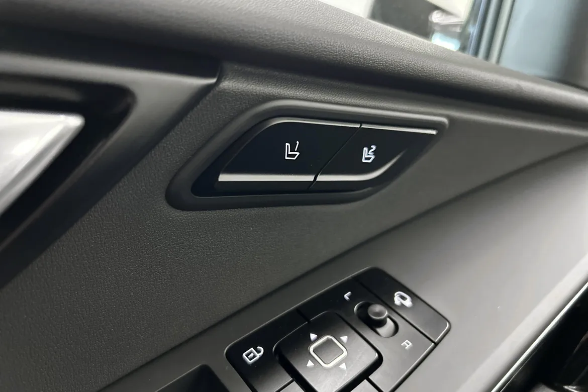picture of a car