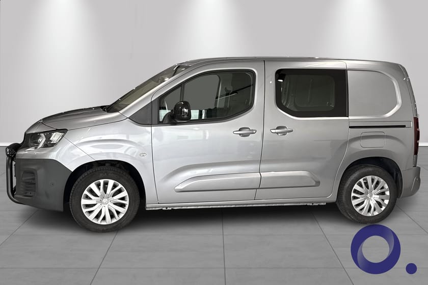 Bilde 2 av Peugeot Partner L1 Mester Pluss Partner, 130 hk/aut.gear, 3-seter/h.feste