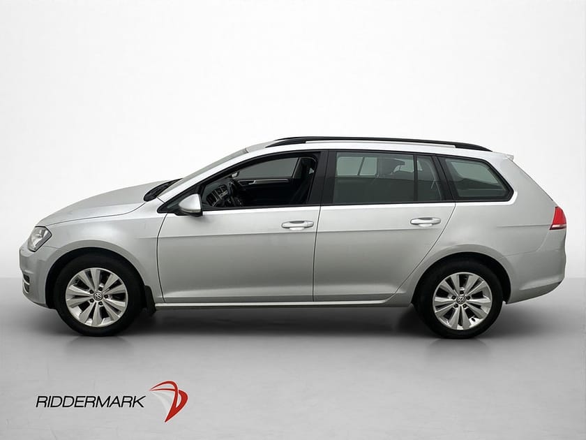 Bild 4 av Volkswagen Golf Sportscombi 1.2 TSI 105hk Masters Adpt-fart AC Bluetooth