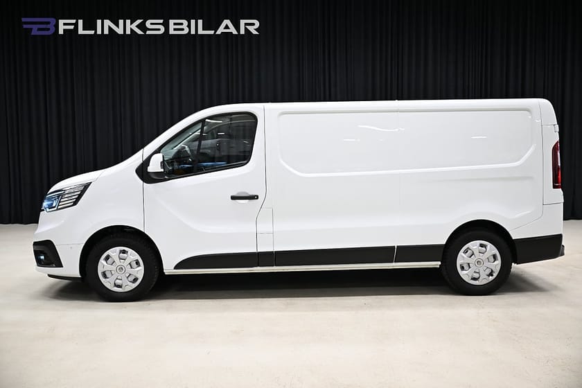 Bild 2 av Renault Trafic Skåpbil dCi 150HK Drag|LED|Inredning