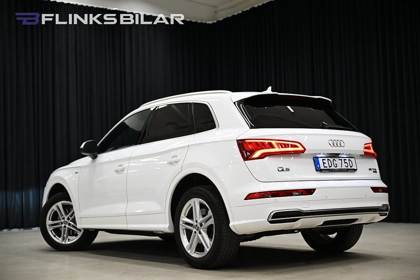 Bild 4 av Audi Q5 45 TFSI quattro S Line Cockpit Navi B-Värmare B-Kamera