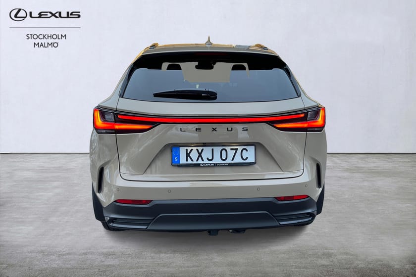 Bild 5 av Lexus NX 450h+ Overtrail AWD 309hk Drag 360° HUD P-värm Keyless