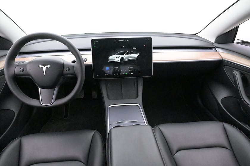 Bild 5 av Tesla Model 3 Standard Range Plus Refresh AP Pano