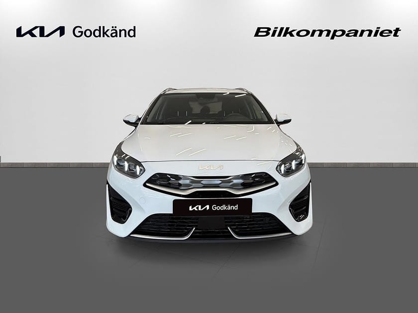Bild 2 av Kia Ceed Sportswagon Plug-in Hybrid SW Advance V-Hjul Drag M&K-Värmare Godkänd