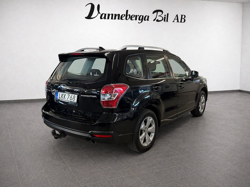 Bild 4 av Subaru Forester 2.0 4WD Lineartronic Drag/ Euro 5