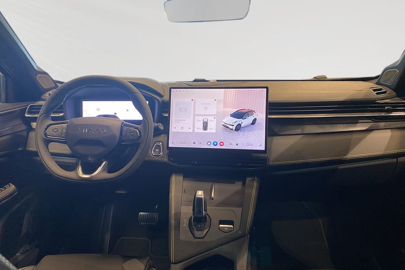 Lynk & Co 01 PHEV