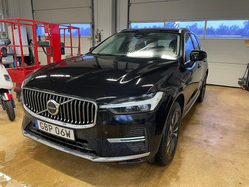Bild 1 av Volvo XC60 T6 Recharge Core Bright plug in AWD 350HK 4x4 Panorama