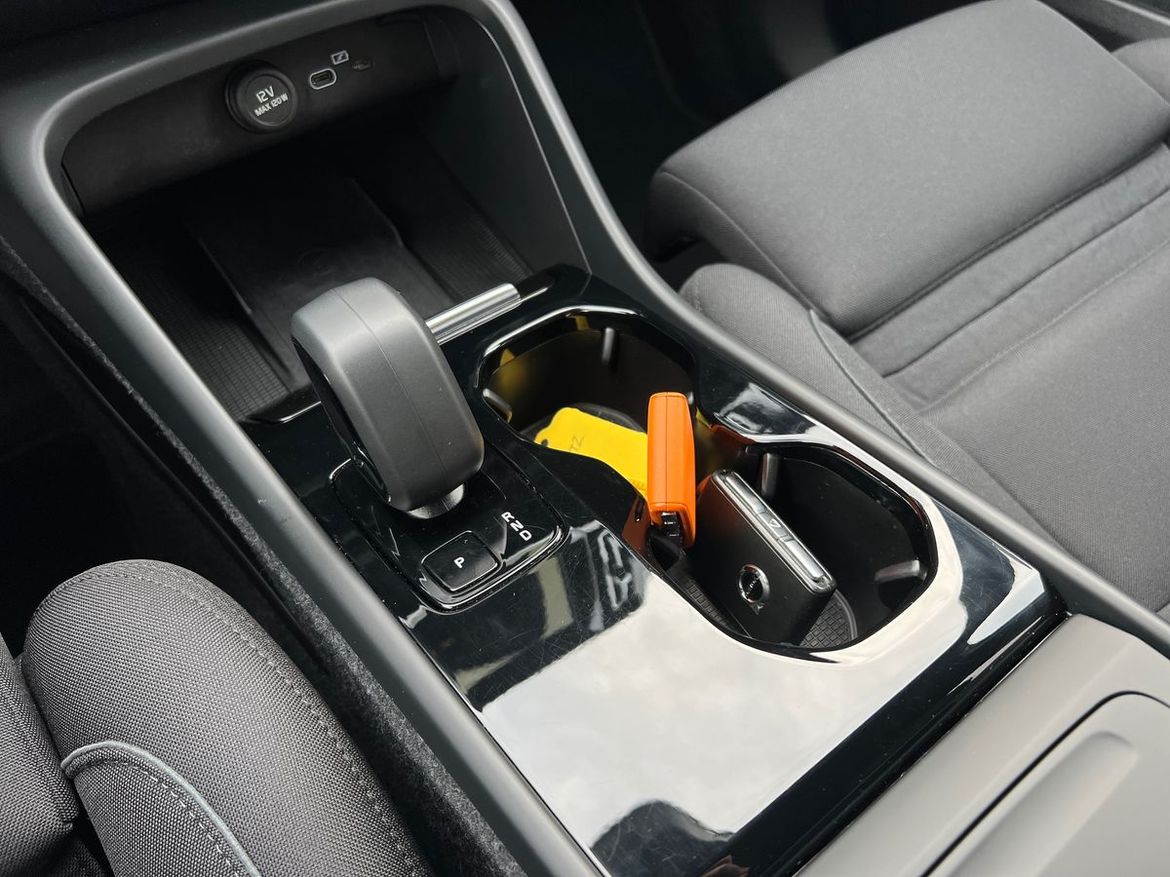 Volvo XC40 2024 - miniatyr 16