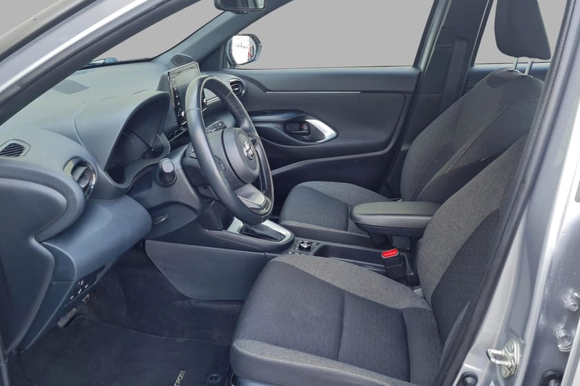 Bilde 4 av Toyota Yaris Cross Hybrid AWD-i Active - LED - Adaptiv cruise - Ryggekam.
