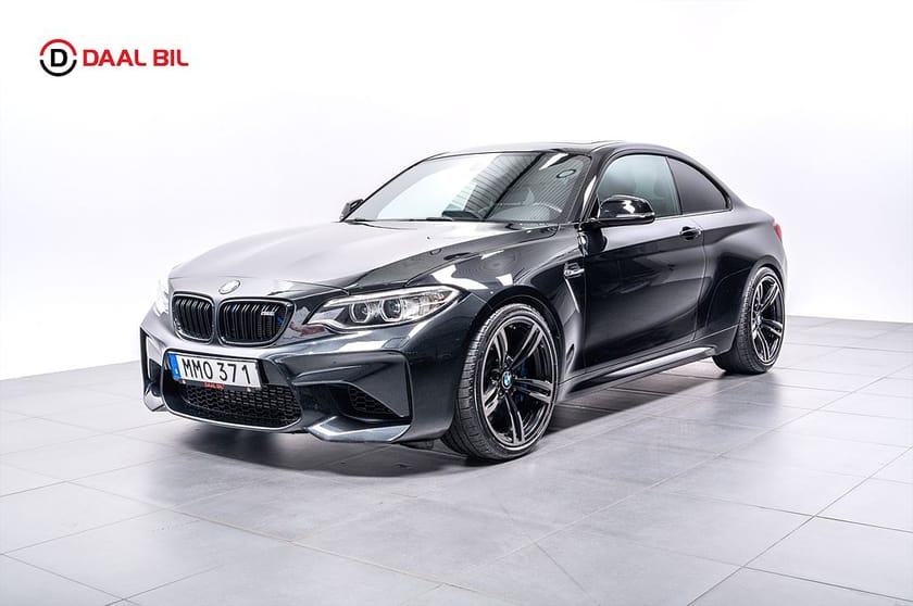 Bild 2 av BMW M2 370HK TAKLUCKA HELSKINN NAVIGATION CARPLAY HIFI