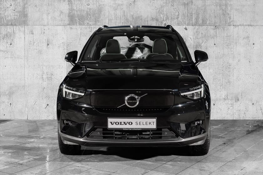 Bilde 3 av Volvo XC40 Recharge Twin motor Plus 408 hk LED Hengerfeste Alcantara