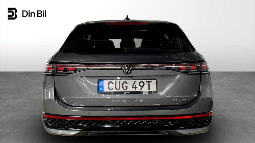 Bild 5 av Volkswagen Passat Variant eHybrid 1.5 TSI 272HK R-Line/ 360-kamera & Pano