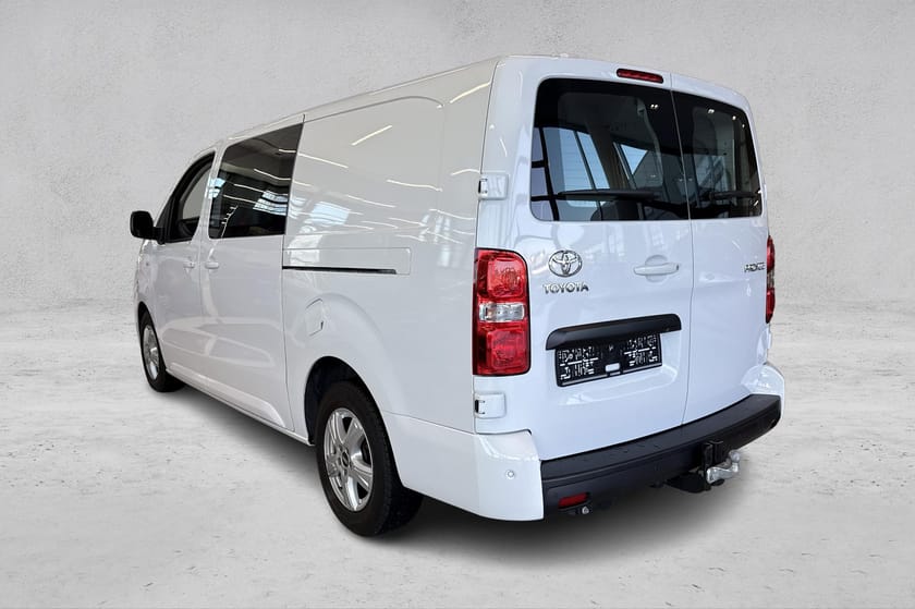 Bilde 3 av Toyota Proace L2 2.0D 144HK /Cruise/Krok/R.Kamera/ParkVarmer++