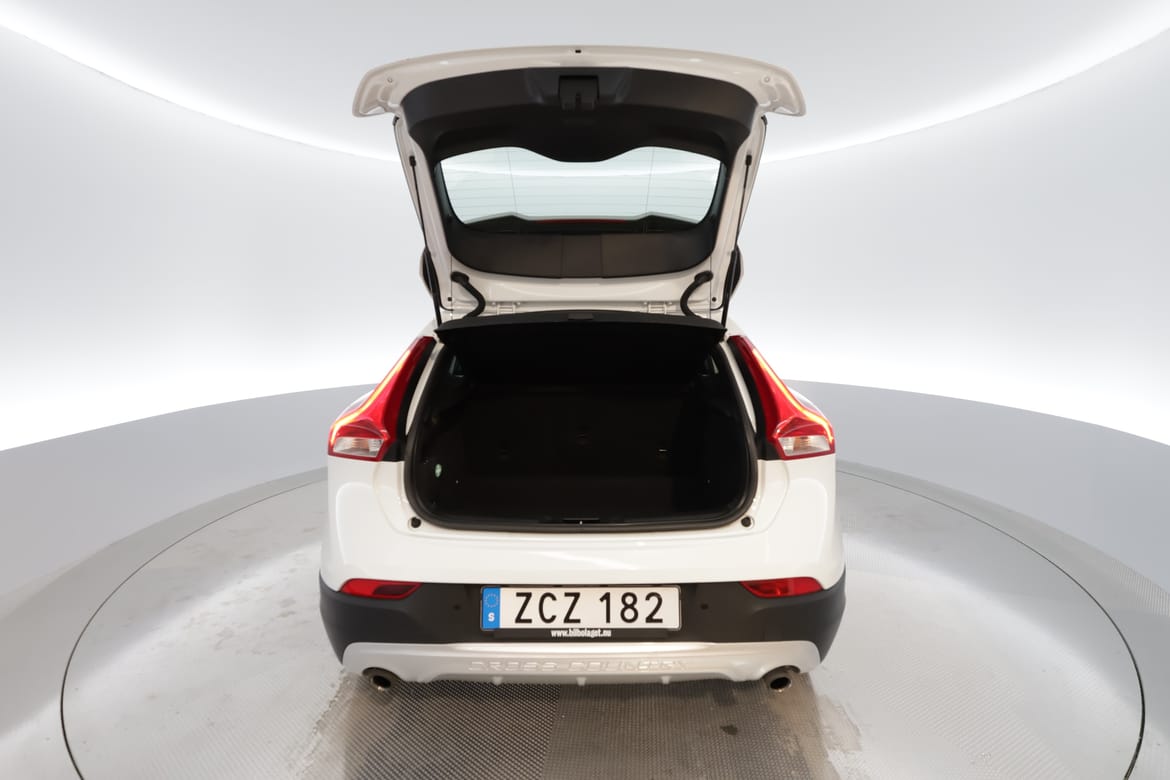 Volvo V40 2018 - miniatyr 16