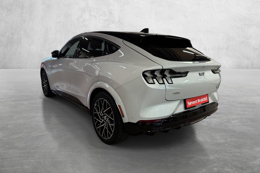 Bilde 3 av Ford Mustang Mach-E GT LongRange AWD 487hk 540WLTP