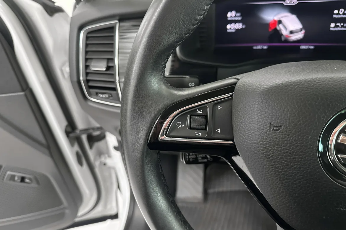 picture of a car