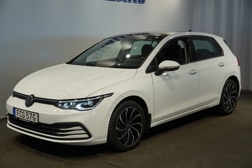 Bild 2 av Volkswagen Golf 1,5 LIFE MAN 6-VXL NAVI / PANO/ HUD