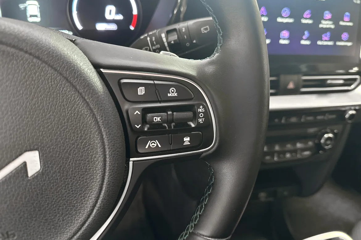 picture of a car