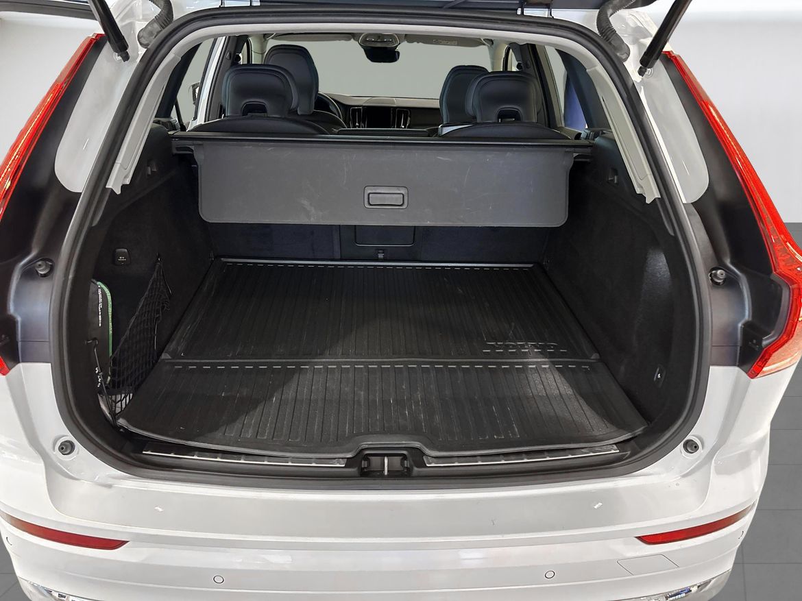 Volvo XC60 2023 - miniatyr 11