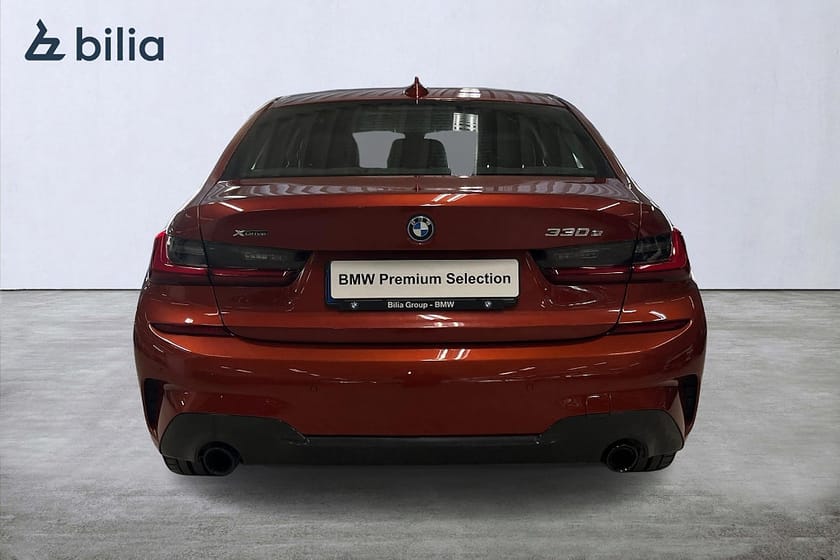 Bild 4 av BMW 330e xDrive Sedan M-Sport | Drag | Rattvärme | Comfort Acces