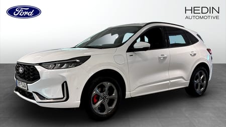 Ford Kuga Plug-In Hybrid ST-Line X Laddhybrid 243hk / 360° kamera / Dragkrok