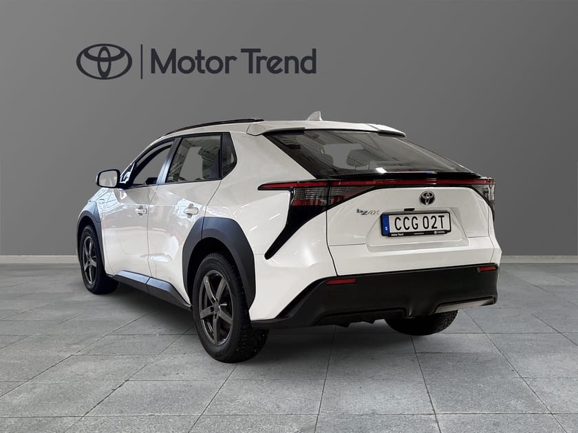 Bild 2 av Toyota bZ4X 2WD ACTIVE 71,4 kWh 204hk Vinterhjul