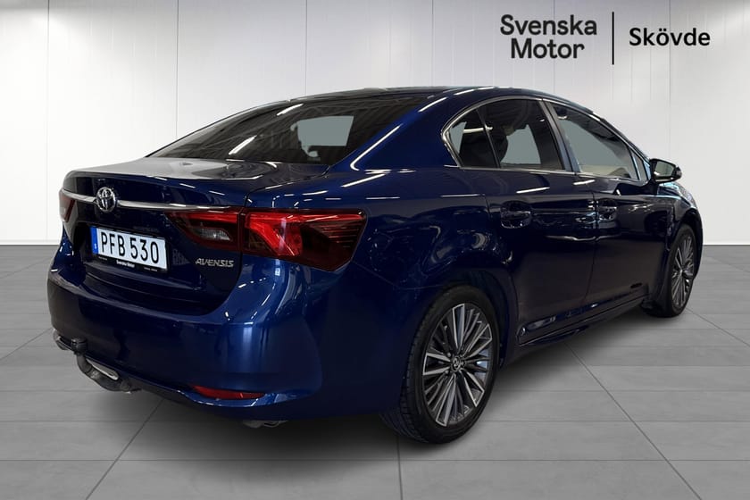 Bild 4 av Toyota Avensis Sedan 1.8 147hk | Intense Edition | Navi | Nyservad | Drag