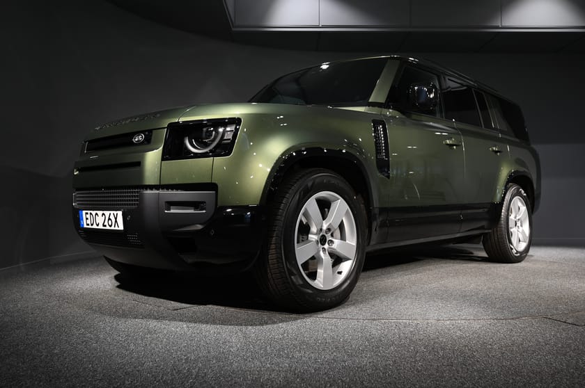 Bild 1 av Land Rover Defender 130 D250 MHEV X-Dynamic SE