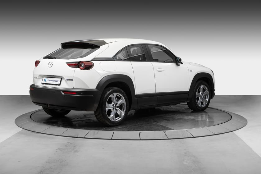 Bilde 5 av Mazda MX-30 e-Skyactiv EV Exclusive-line, Navigasjon, Ryggekamera.
