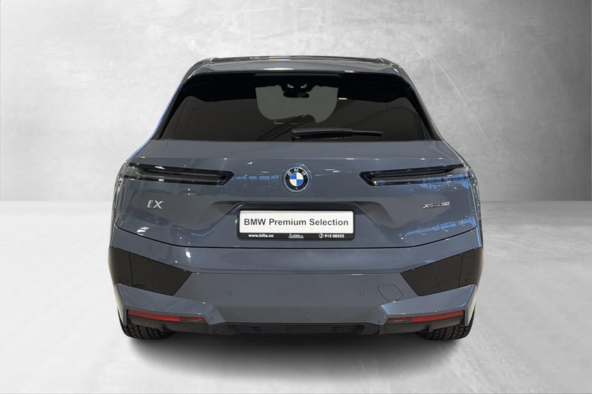Bilde 4 av BMW iX xDrive50 Luft Harman Pano krok 4hjulsstyring