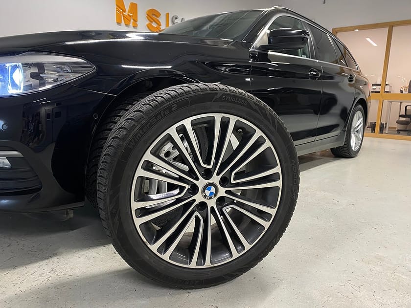 Bild 2 av BMW 520d xDrive Touring 520 Steptronic Drag Kamera p-värme