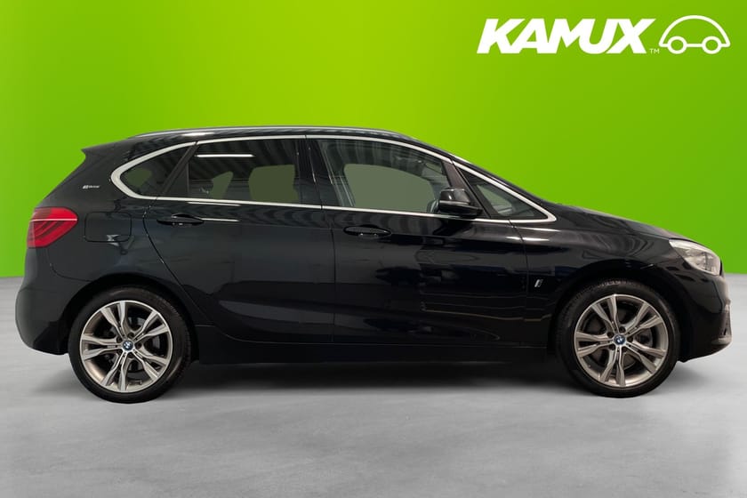 Bild 4 av BMW 225xe Active Tourer Sport line Backkamera HuD 224hk