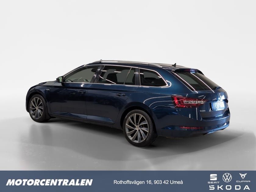 Bild 3 av Škoda Superb Kombi L&K 2,0 TDI 190HK 4X4/Drag/Backkamera/Värmare