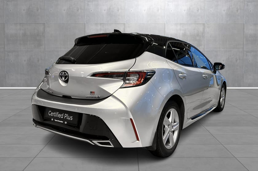 Bilde 5 av Toyota Corolla Hybrid 1.8 Hyb. GR Sport. Lav km.stand. Komplett service.
