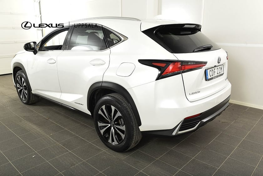Bild 2 av Lexus NX 300h AWD Kyushu Edition Navi