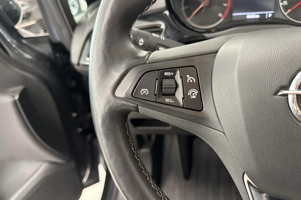 picture of a car