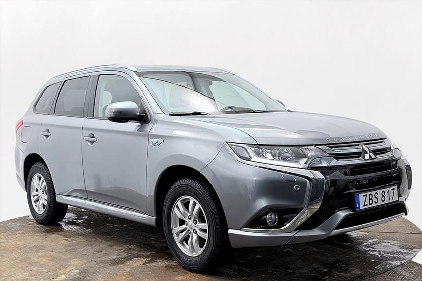 Bild 4 av Mitsubishi Outlander PHEV Delläder Rattvärme Värmare Keyless MOMS 203hk
