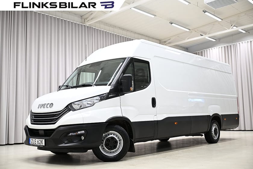 Bild 2 av Iveco Daily 35-140 Van 2.3 JTD Hi-Matic 136HK XXL-Skåp|Webasto|3.5ton-dragvikt
