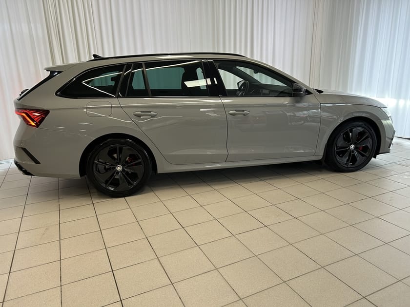 Bild 2 av Škoda Octavia Kombi RS 2,0 TDI  200 HK