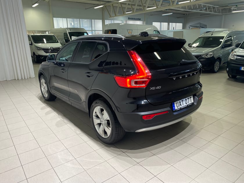Bild 3 av Volvo XC40 D3 AWD Momentum Edition