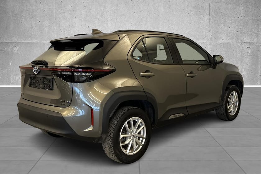 Bilde 5 av Toyota Yaris Cross Hybrid AWD-i 1.5 Active/4x4/automat/alle servicer utført/