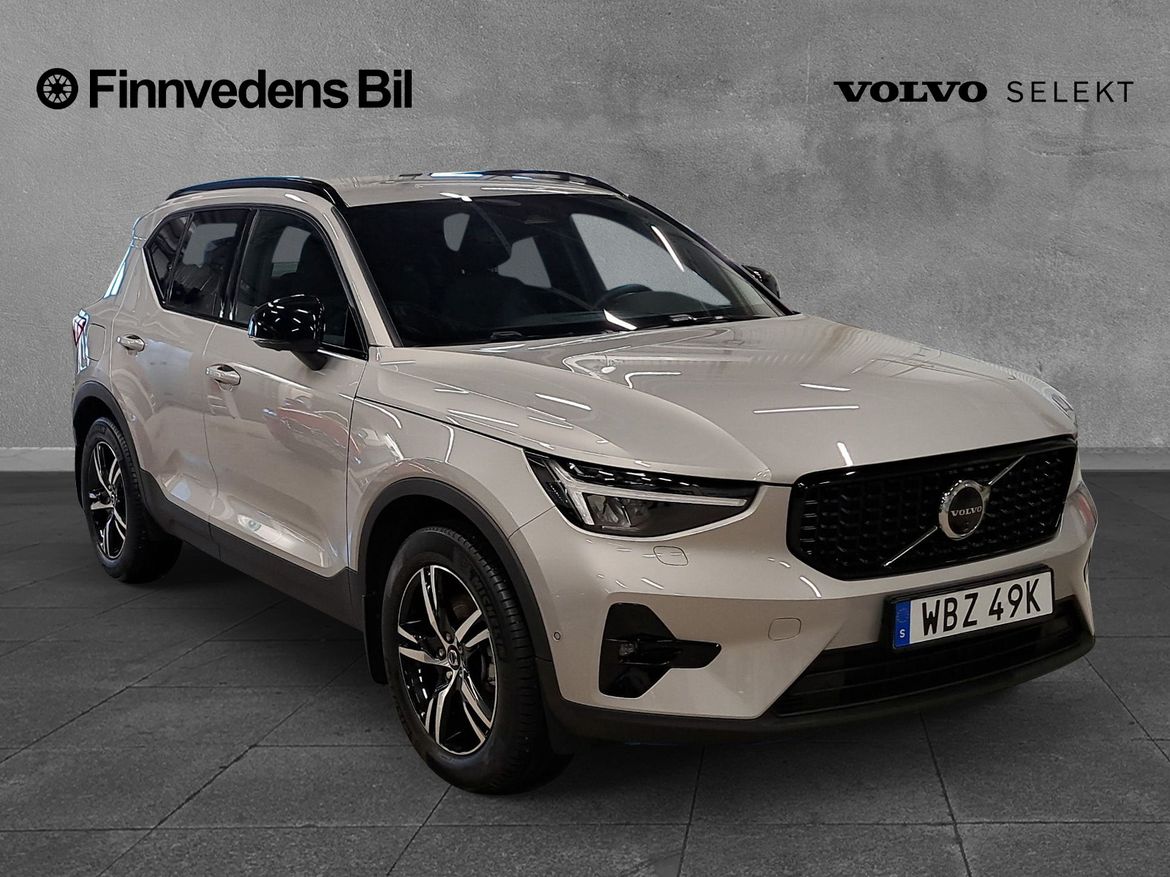 Volvo XC40 2025 - miniatyr 2