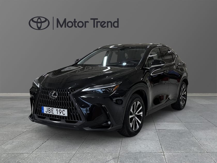 Bild 1 av Lexus NX 450h+ LUXURY ML PANORAMA DRAG VINTERHJUL