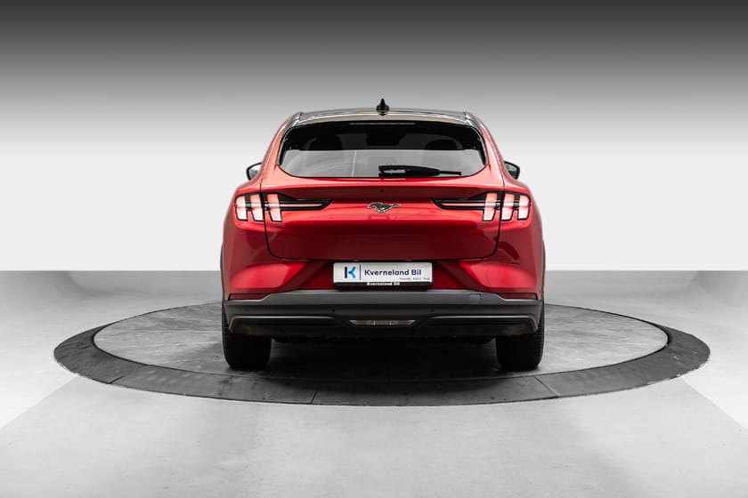 Bilde 2 av Ford Mustang Mach-E Standard Range RWD/440km(WLTP)/B&O/ACC+++
