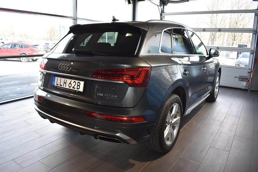 Bild 3 av Audi Q5 55 TFSI e quattro 367 HK S-TRONIC S-LINE