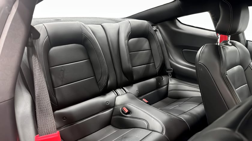 Bild 5 av Ford Mustang (317hk) EcoBoost / BACKKAMERA / NAVI / LÅGA MIL